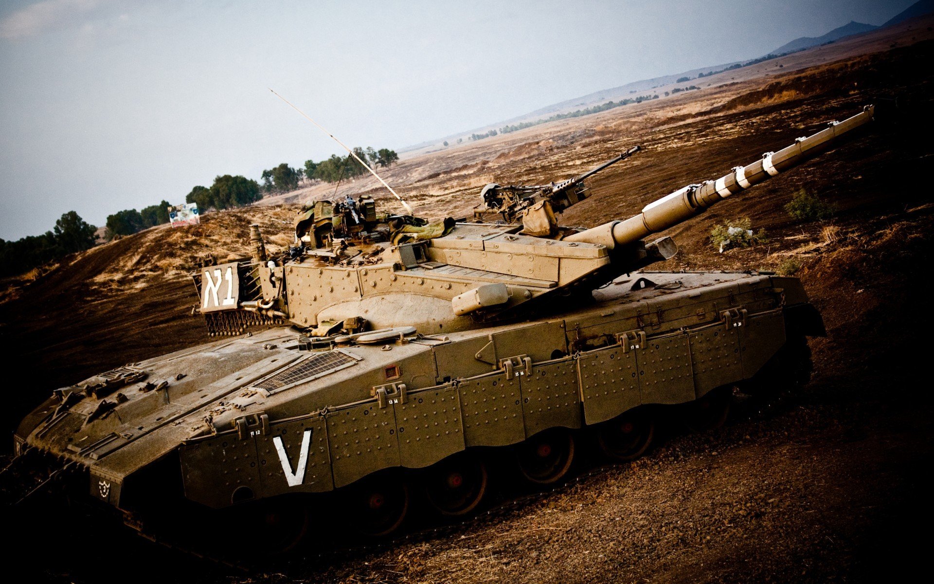 AC米兰主打两翼齐飞形成边路优势,ac米兰谁能打爆这条防线