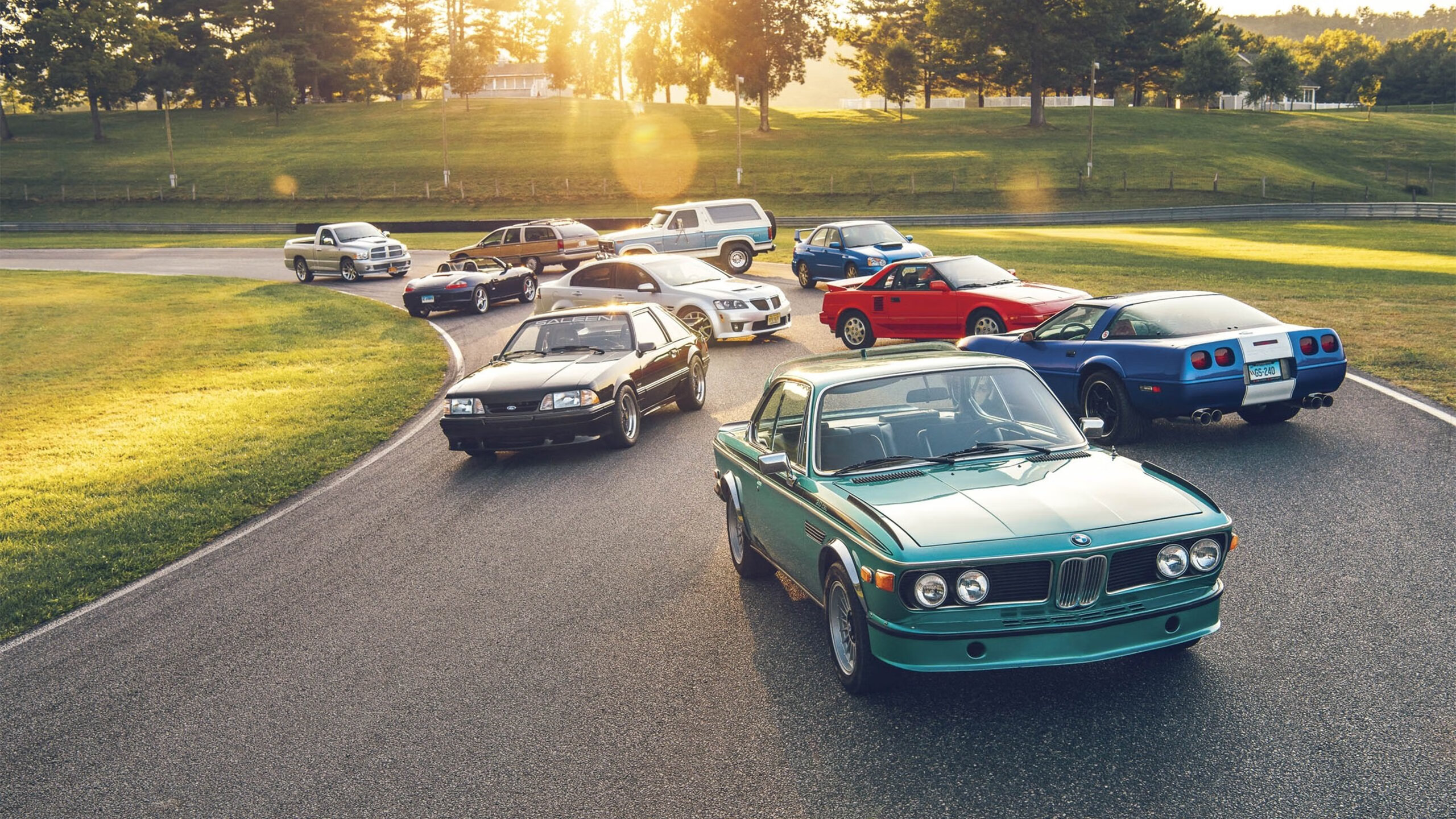 后腰对压迫下出球起到关键作用，腰后面有压迫感