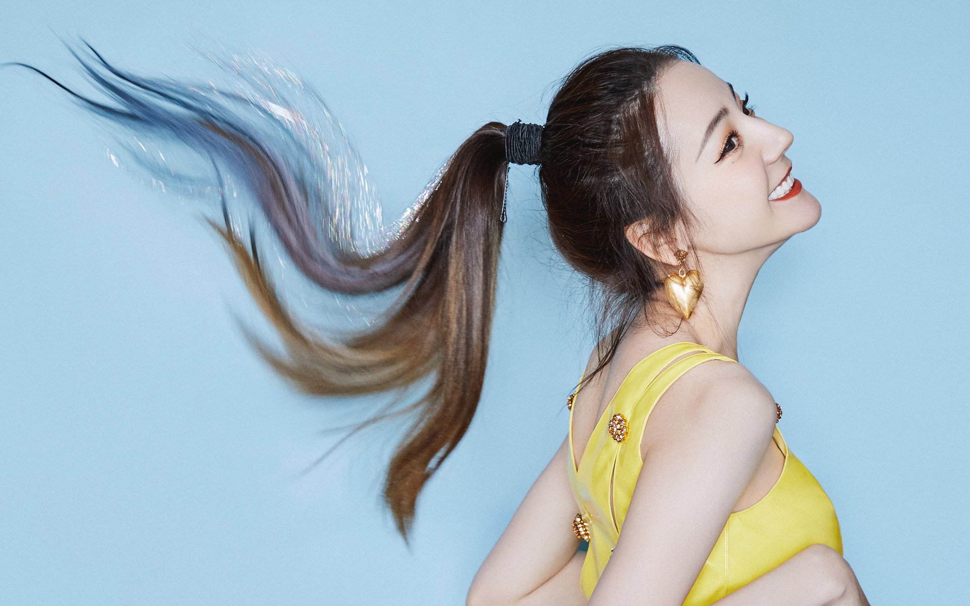 塔图姆突破内线连续得手凯尔特人占据上风，凯尔特人塔图姆打中锋可以吗